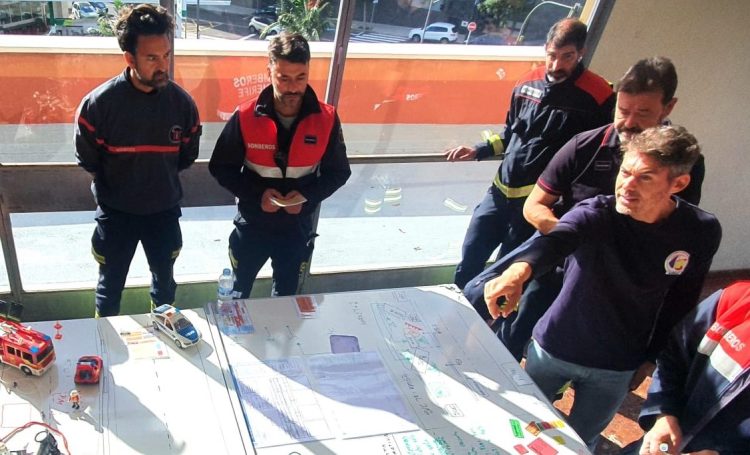 IMPARTIDA POR ASELF LA TERCERA EDICIÓN DEL CURSO A MANDOS INTERMEDIOS DEL CONSORCIO DE BOMBEROS DE TENERIFE