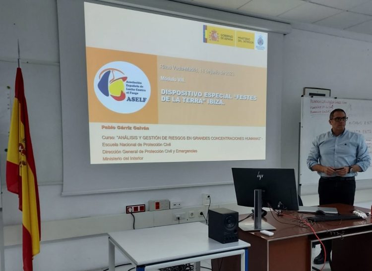 ASELF COLABORA EN EL CURSO ´ANÁLISIS Y GESTIÓN DE RIESGOS EN GRANDES CONCENTRACIONES HUMANAS´