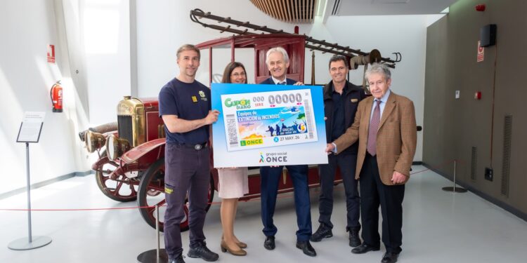 HOMENAJE DE LA ONCE A LOS SERVICIOS DE ATENCIÓN A LAS EMERGENCIAS