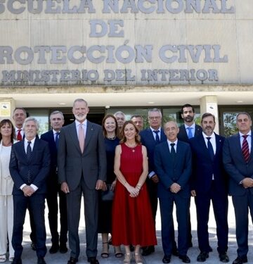ASELF ASISTE A LA APERTURA DEL CURSO DE LA ESCUELA NACIONAL DE PROTECCIÓN CIVIL PRESIDIDA POR EL REY